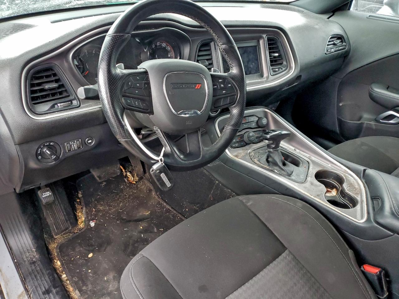 2022 DODGE CHALLENGER GT photo 8