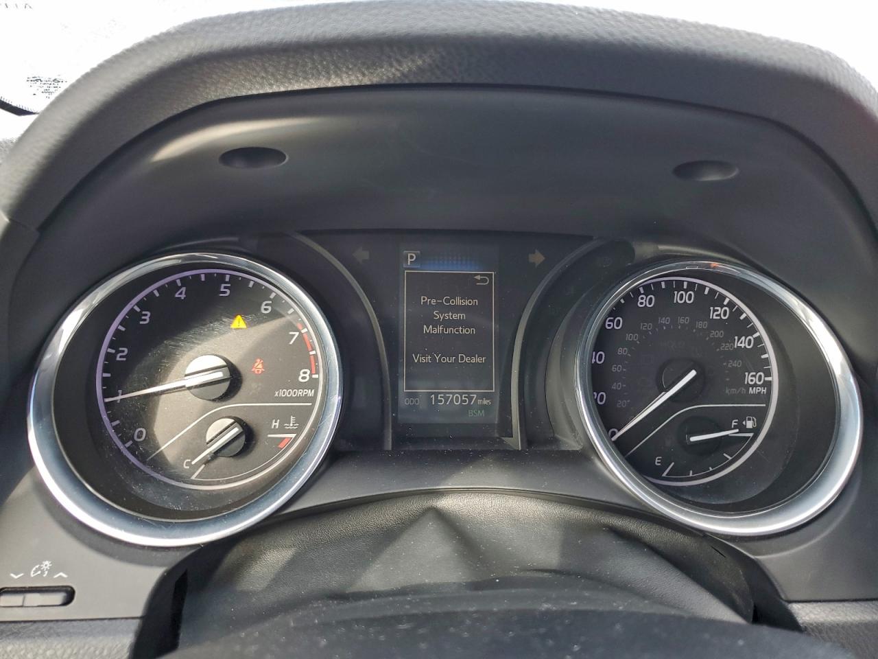 2019 TOYOTA CAMRY L photo 17