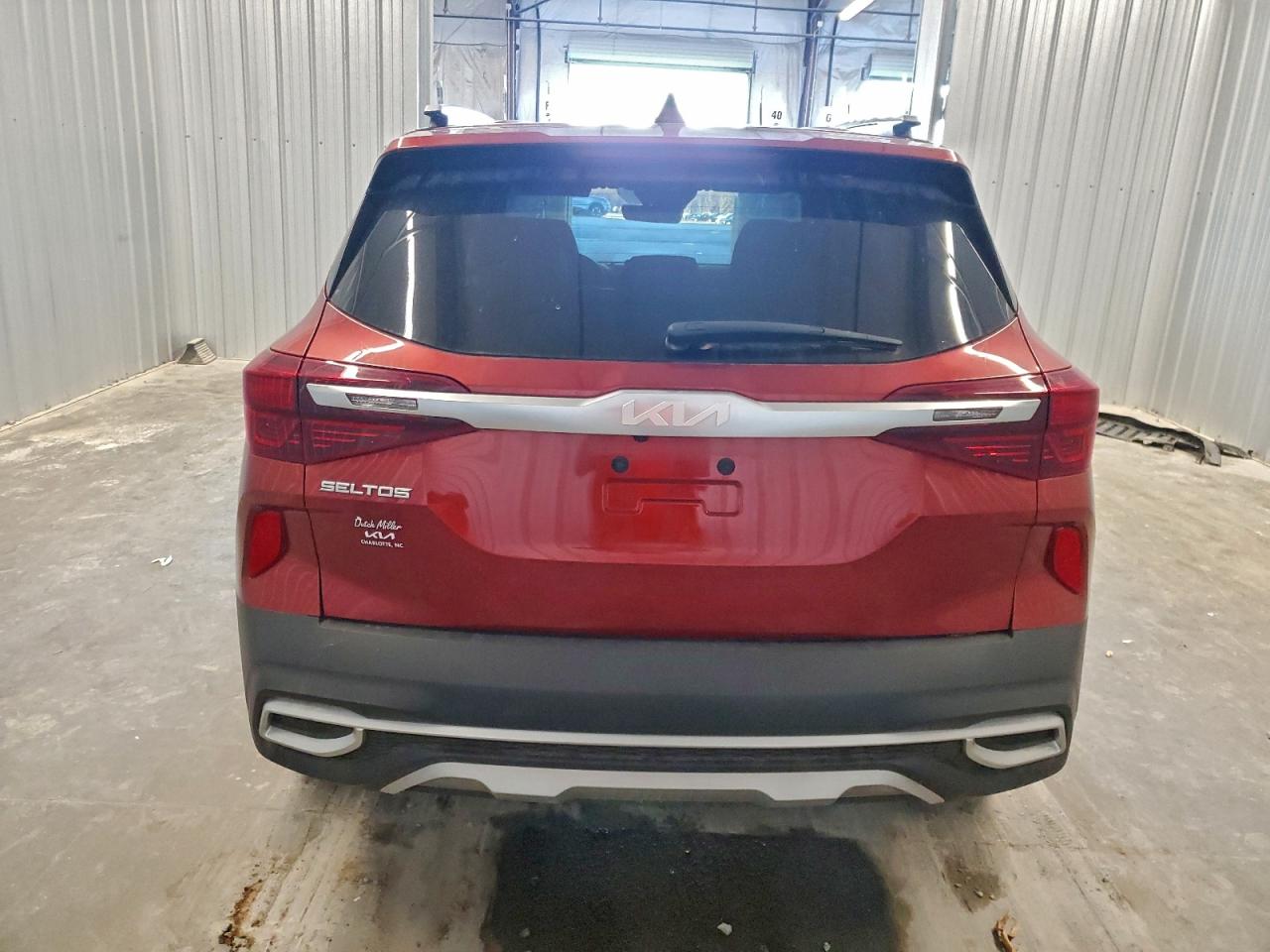 2023 KIA SELTOS S photo 11