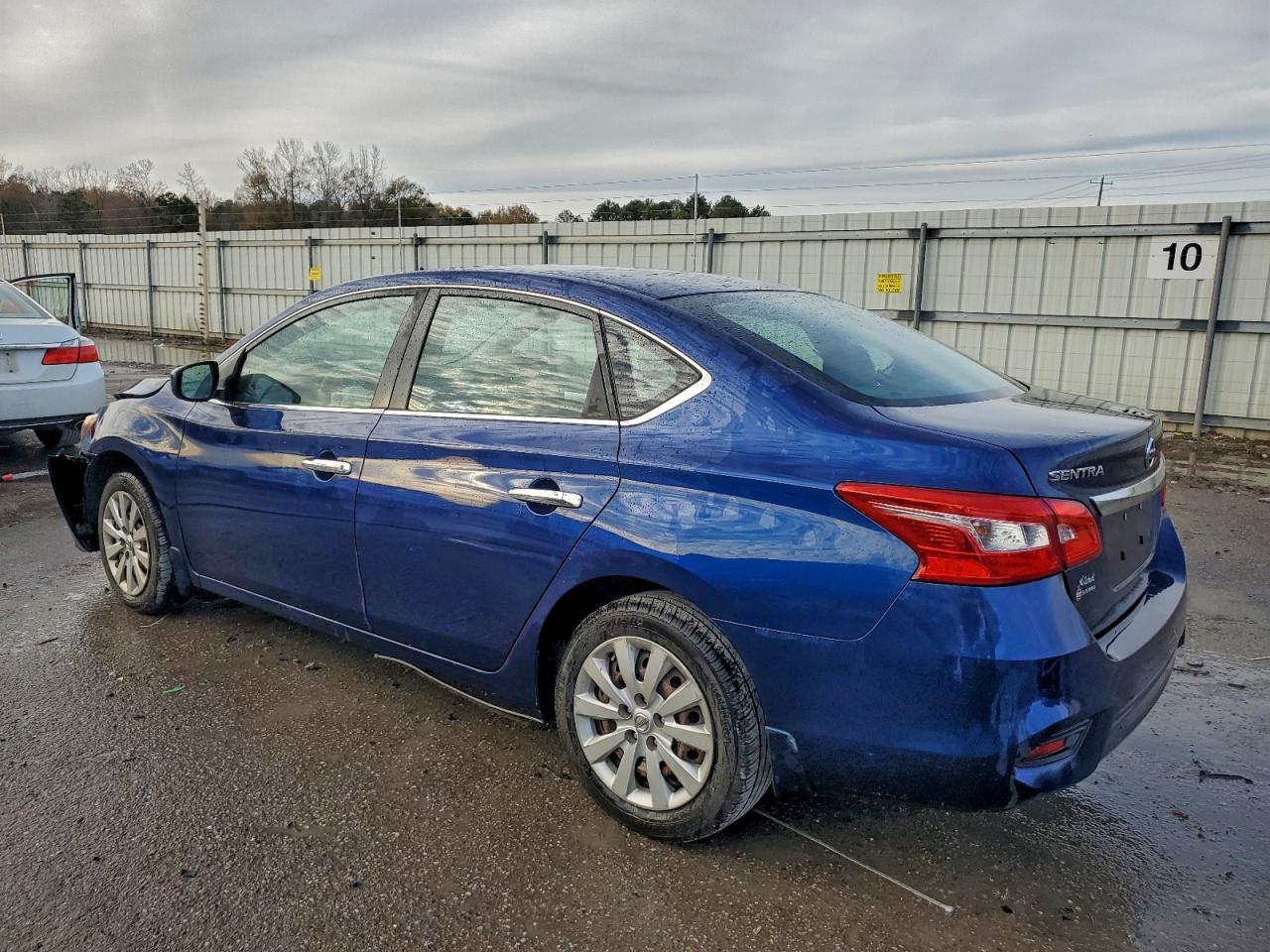 2016 NISSAN SENTRA S photo 3