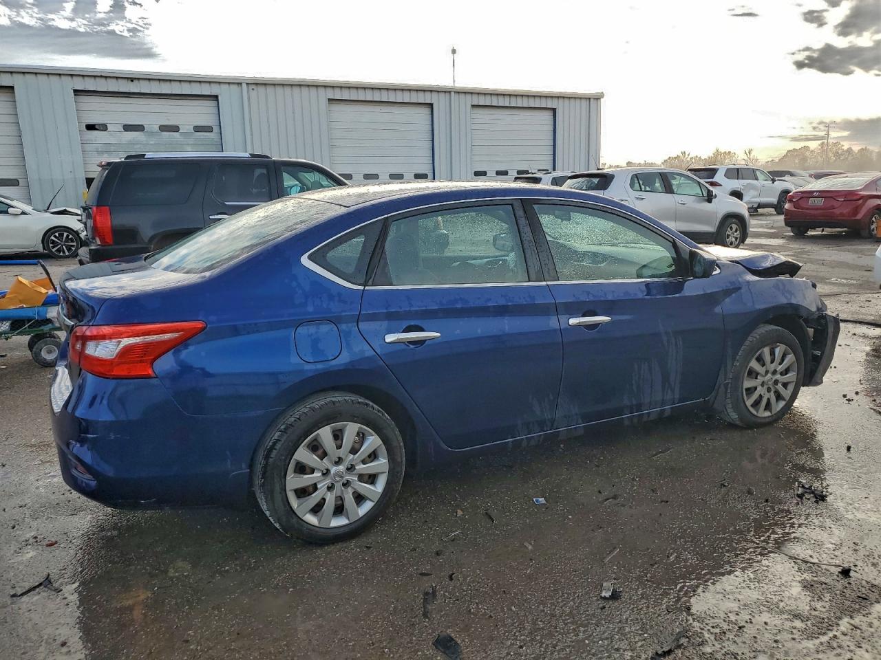 2016 NISSAN SENTRA S photo 5