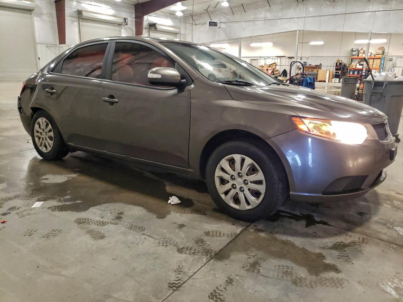 2010 KIA FORTE EX photo 4