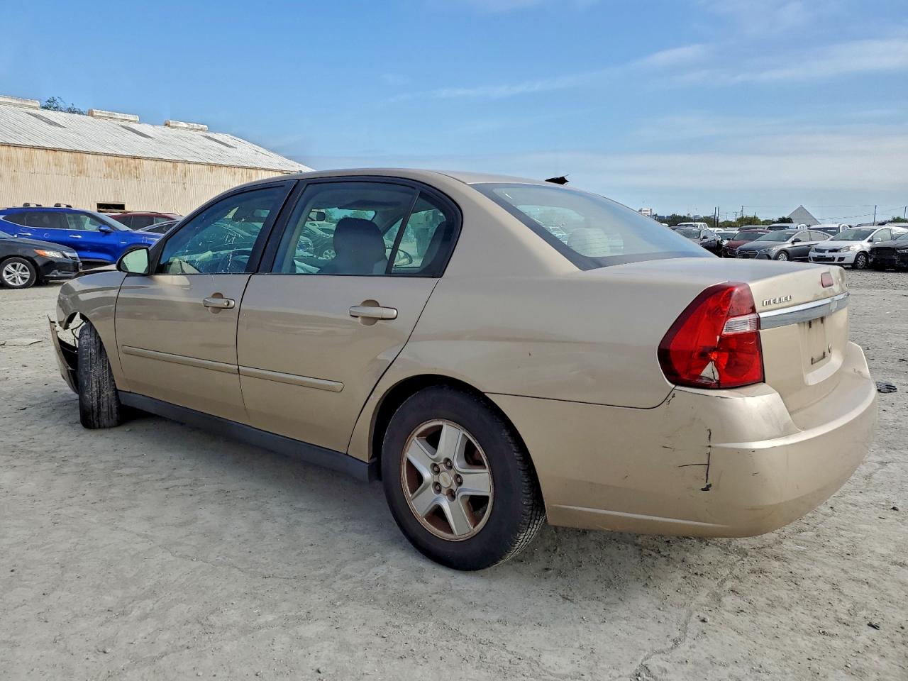 2005 CHEVROLET MALIBU LS photo 2