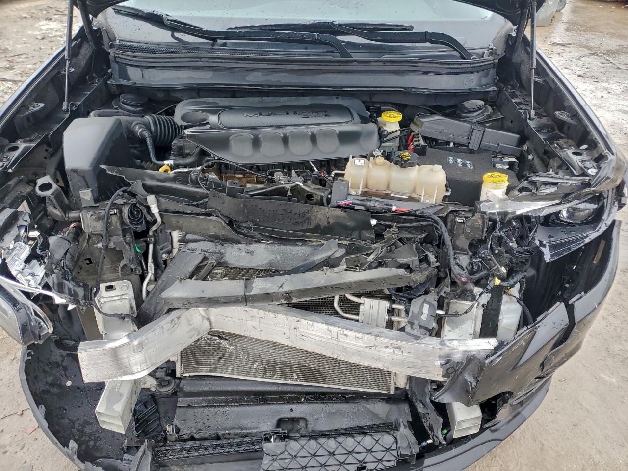2021 JEEP CHEROKEE LATITUDE photo 12