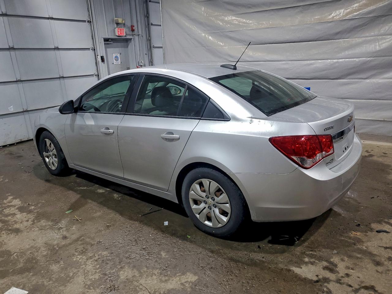 2015 CHEVROLET CRUZE L photo 2