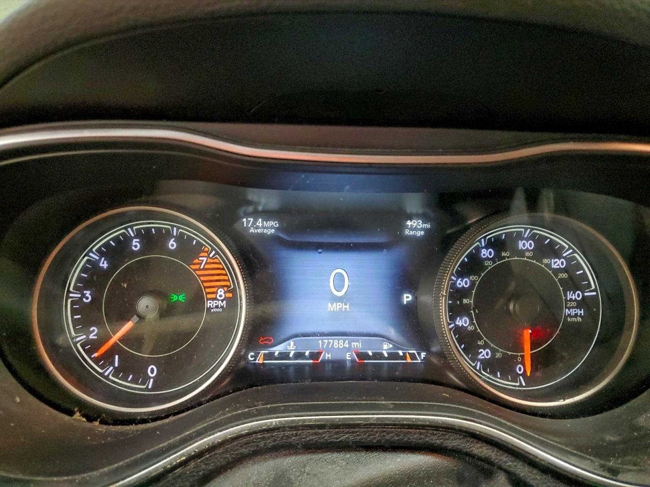 2019 JEEP CHEROKEE TRAILHAWK photo 9
