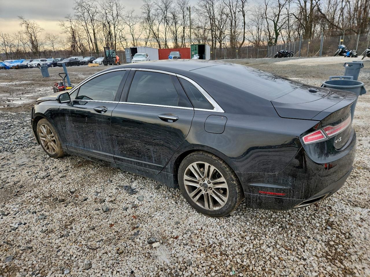 2015 LINCOLN MKZ photo 3
