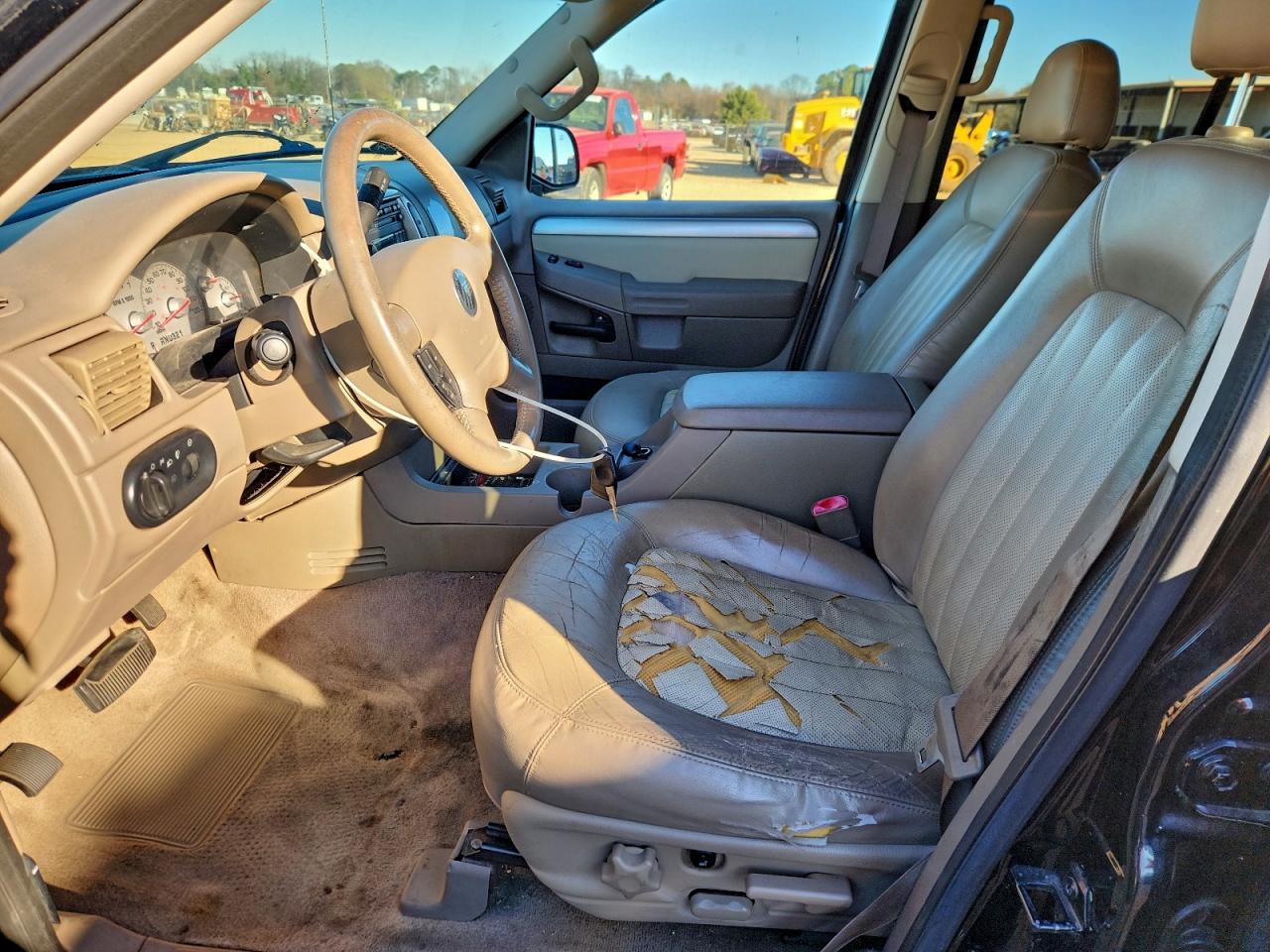 2003 MERCURY MOUNTAINEER photo 25