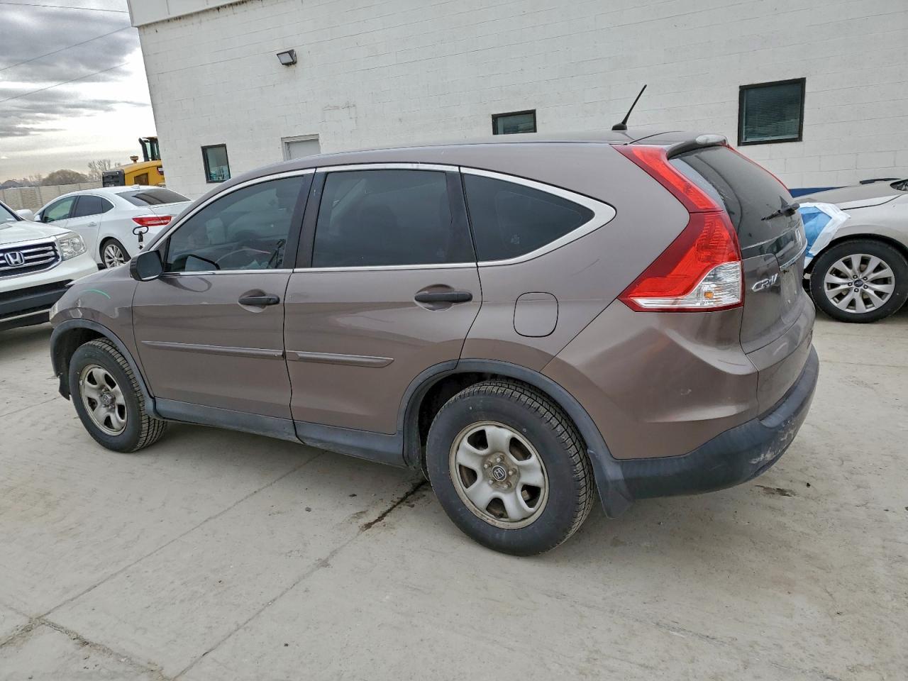 2014 HONDA CR-V LX photo 3