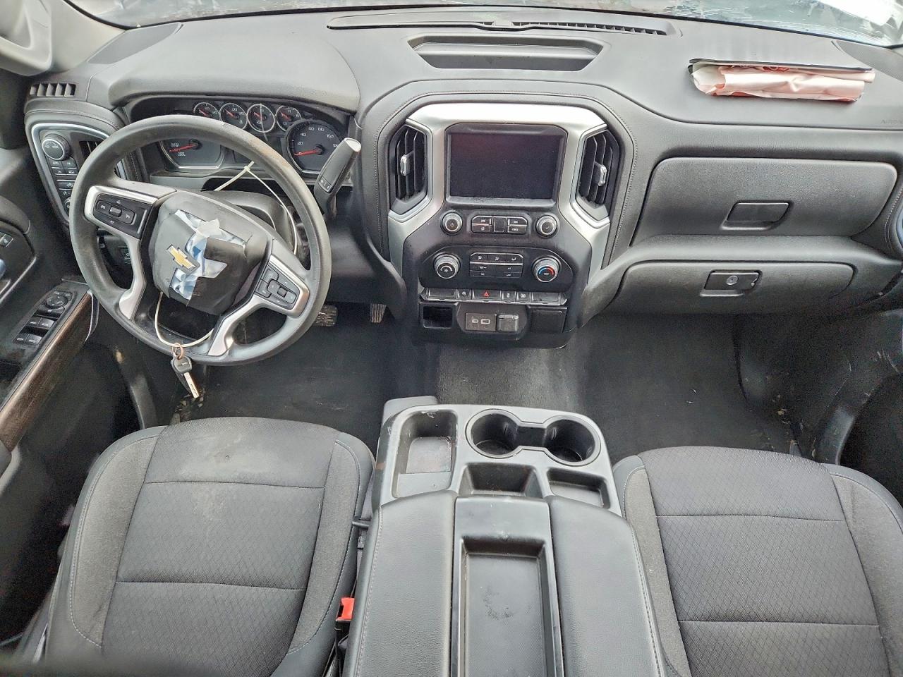 2020 CHEVROLET SILVERADO K1500 LT photo 8
