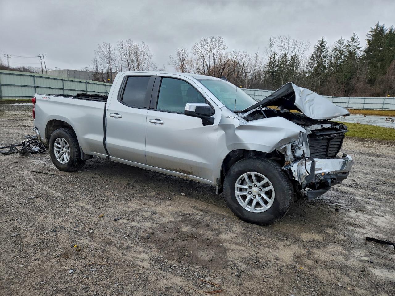 2020 CHEVROLET SILVERADO K1500 LT photo 4