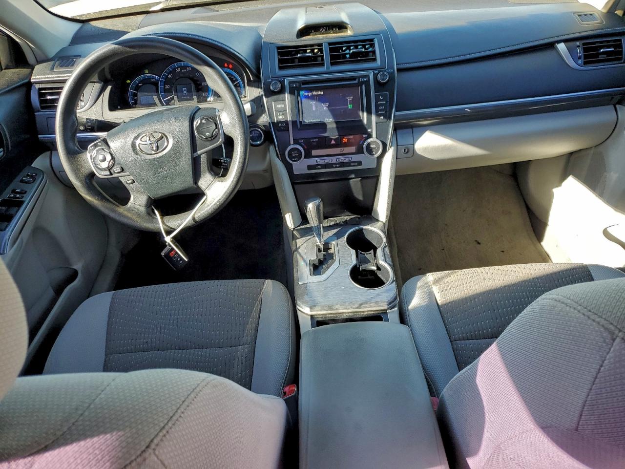 2013 TOYOTA CAMRY HYBRID photo 15