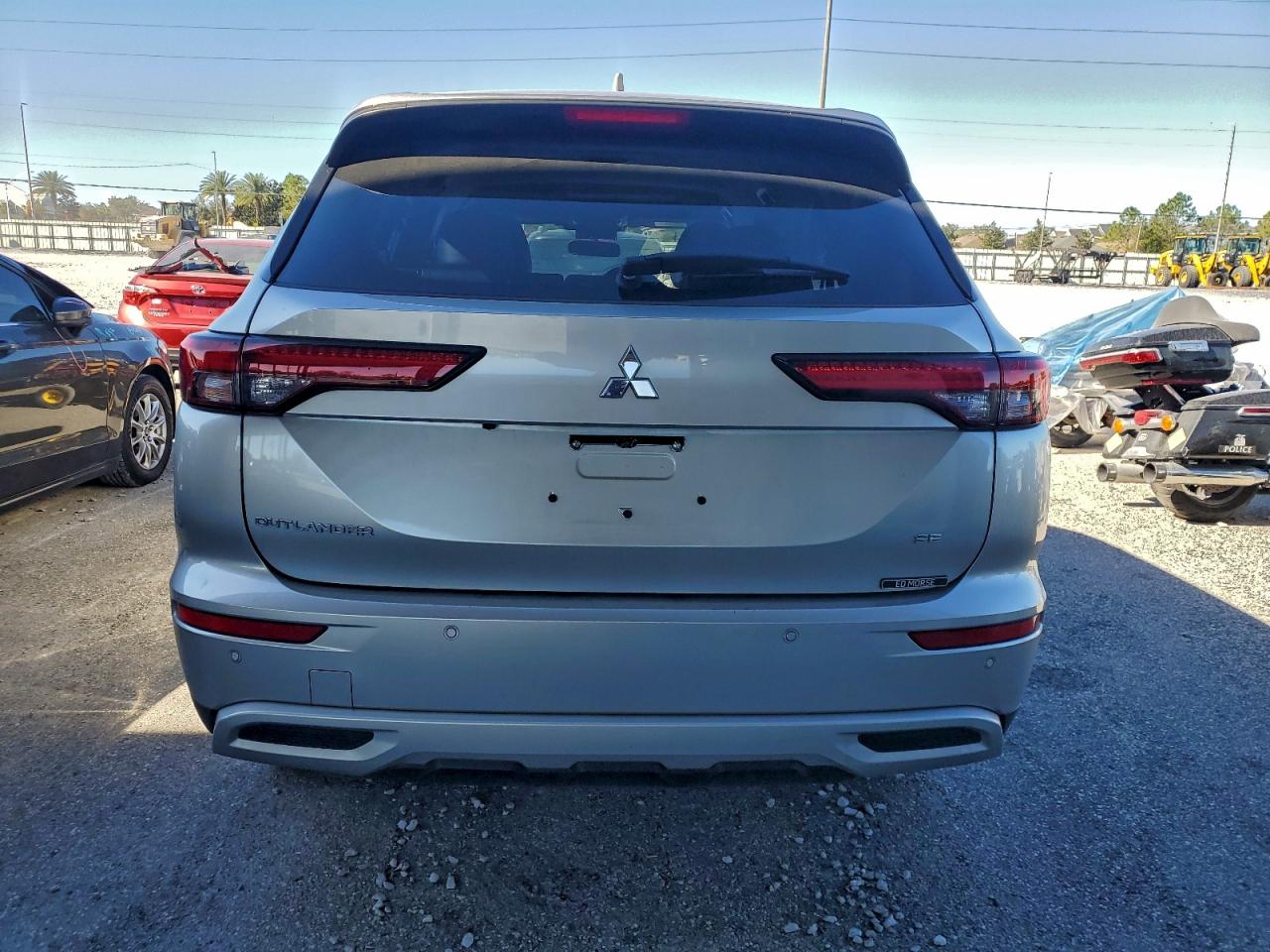 2024 MITSUBISHI OUTLANDER SE photo 6