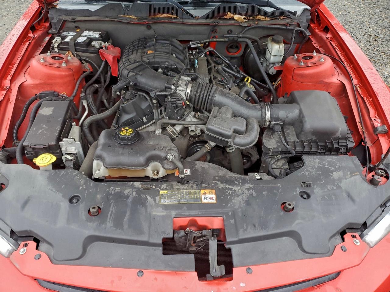 2012 FORD MUSTANG photo 11