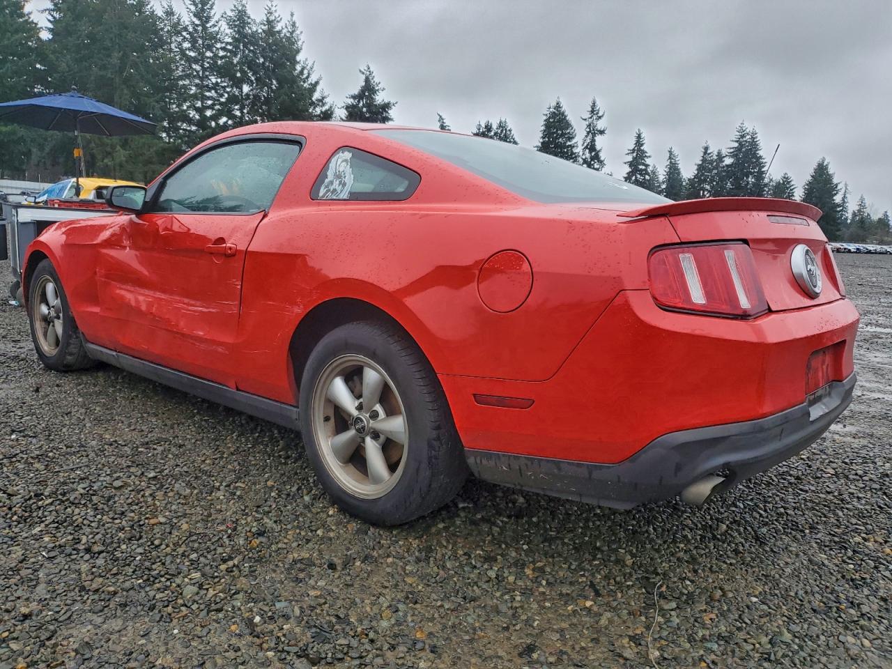 2012 FORD MUSTANG photo 2