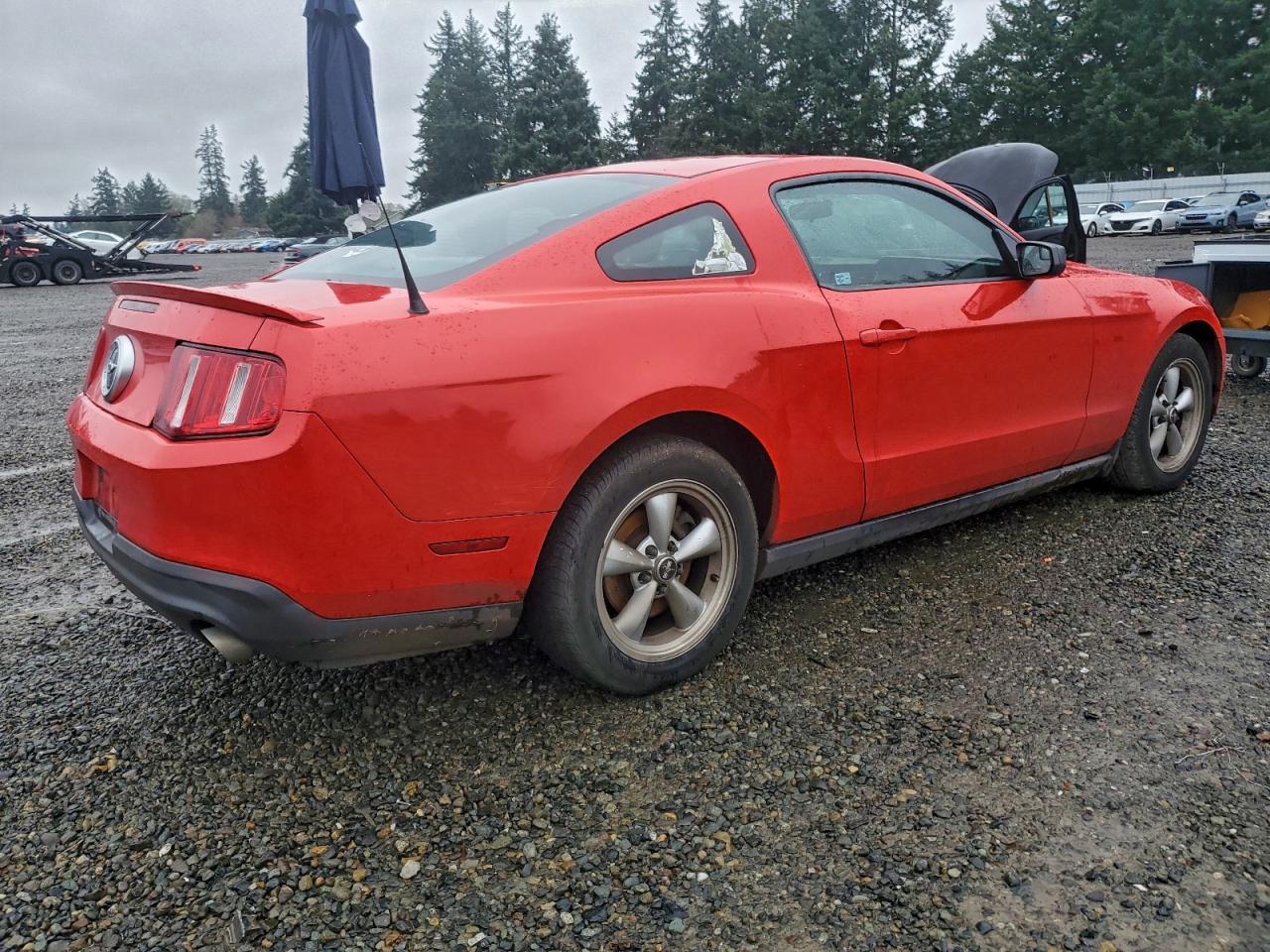 2012 FORD MUSTANG photo 3