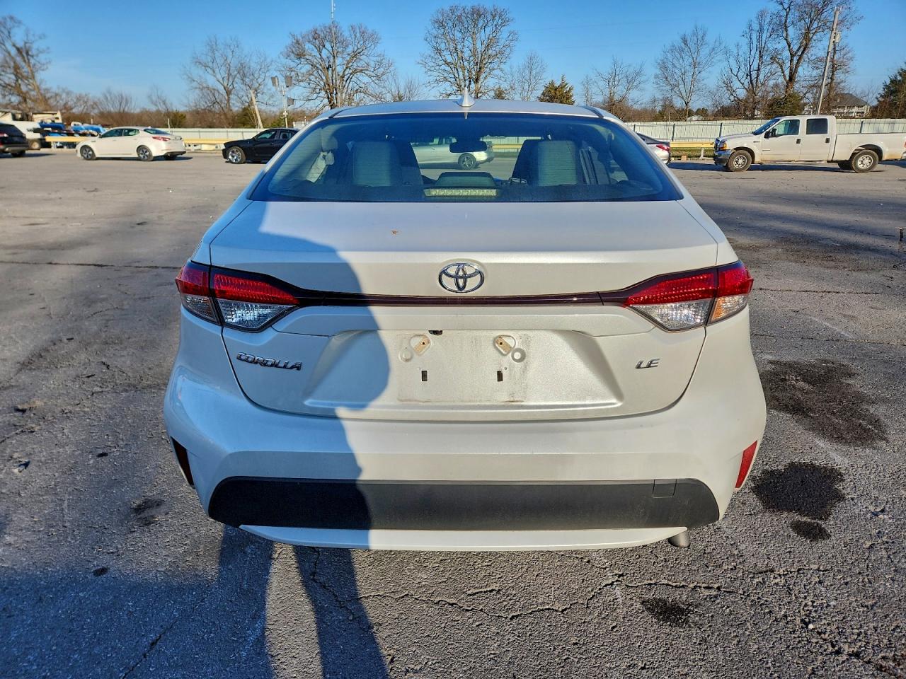 2022 TOYOTA COROLLA LE photo 6