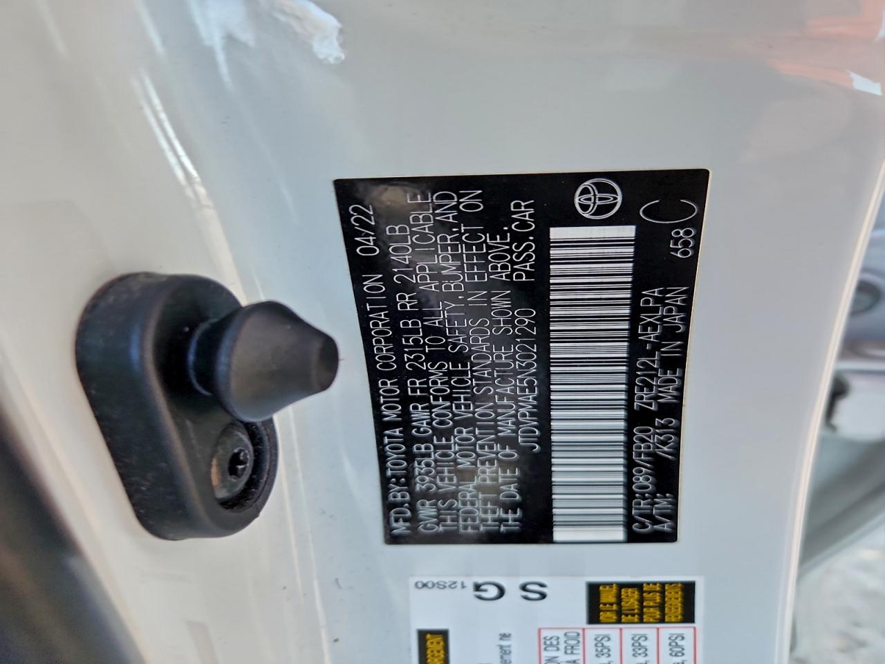 2022 TOYOTA COROLLA LE photo 12