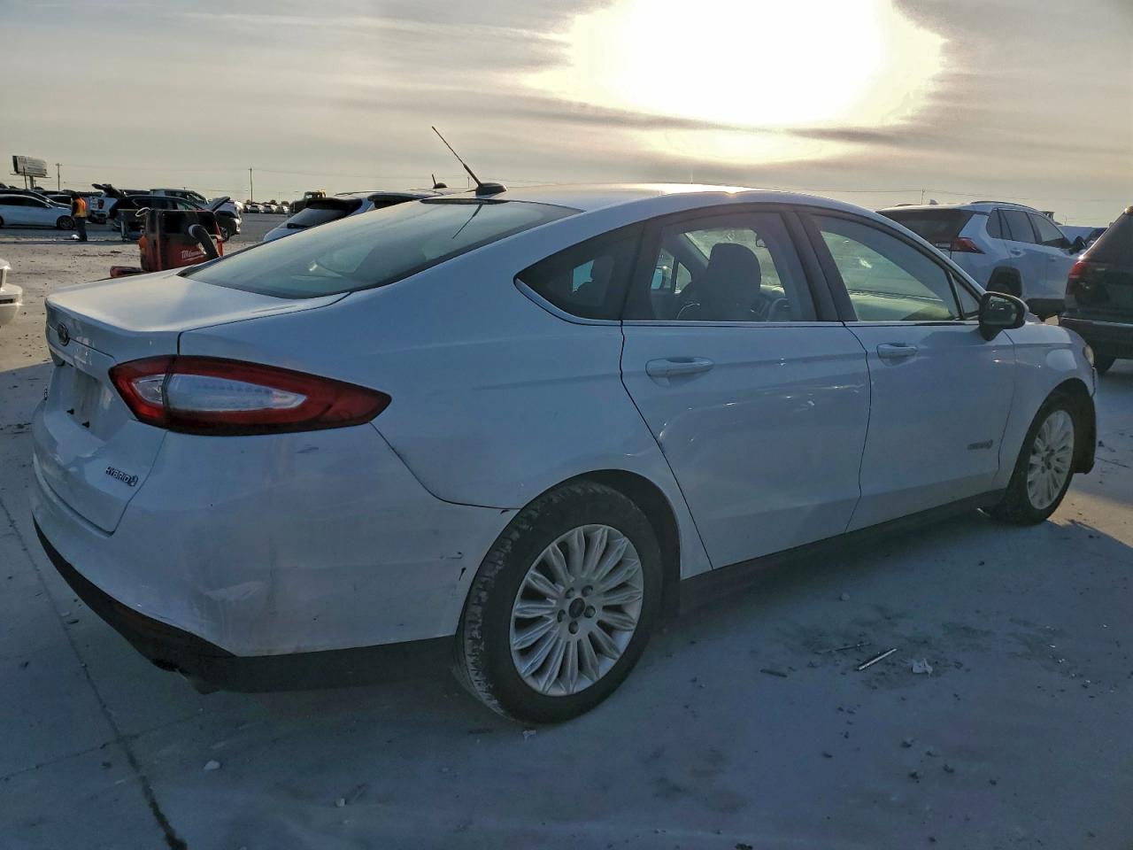 2015 FORD FUSION S HYBRID photo 3