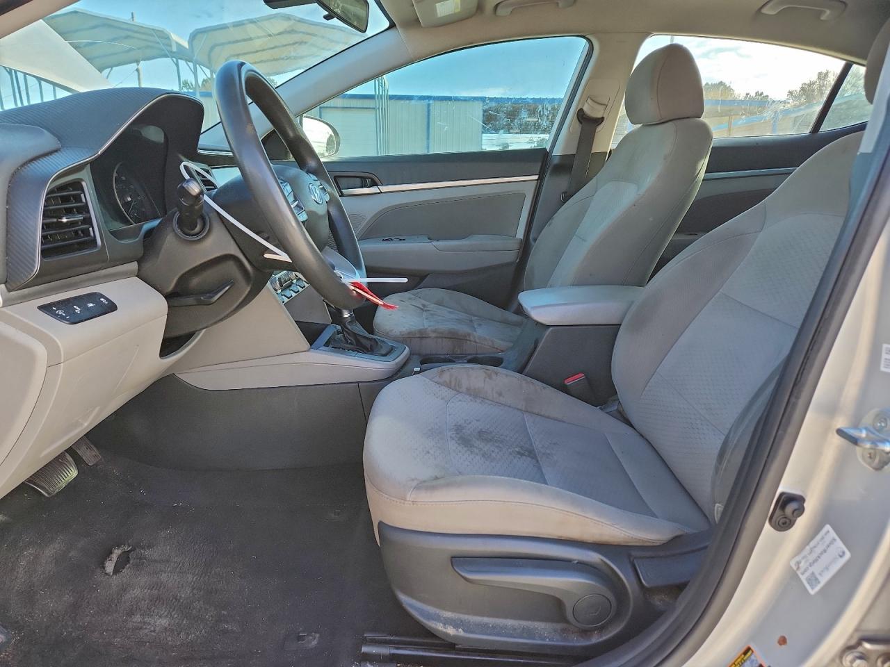 2020 HYUNDAI ELANTRA SEL photo 7