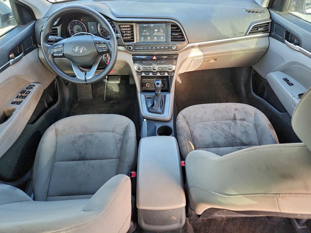 2020 HYUNDAI ELANTRA SEL photo 8