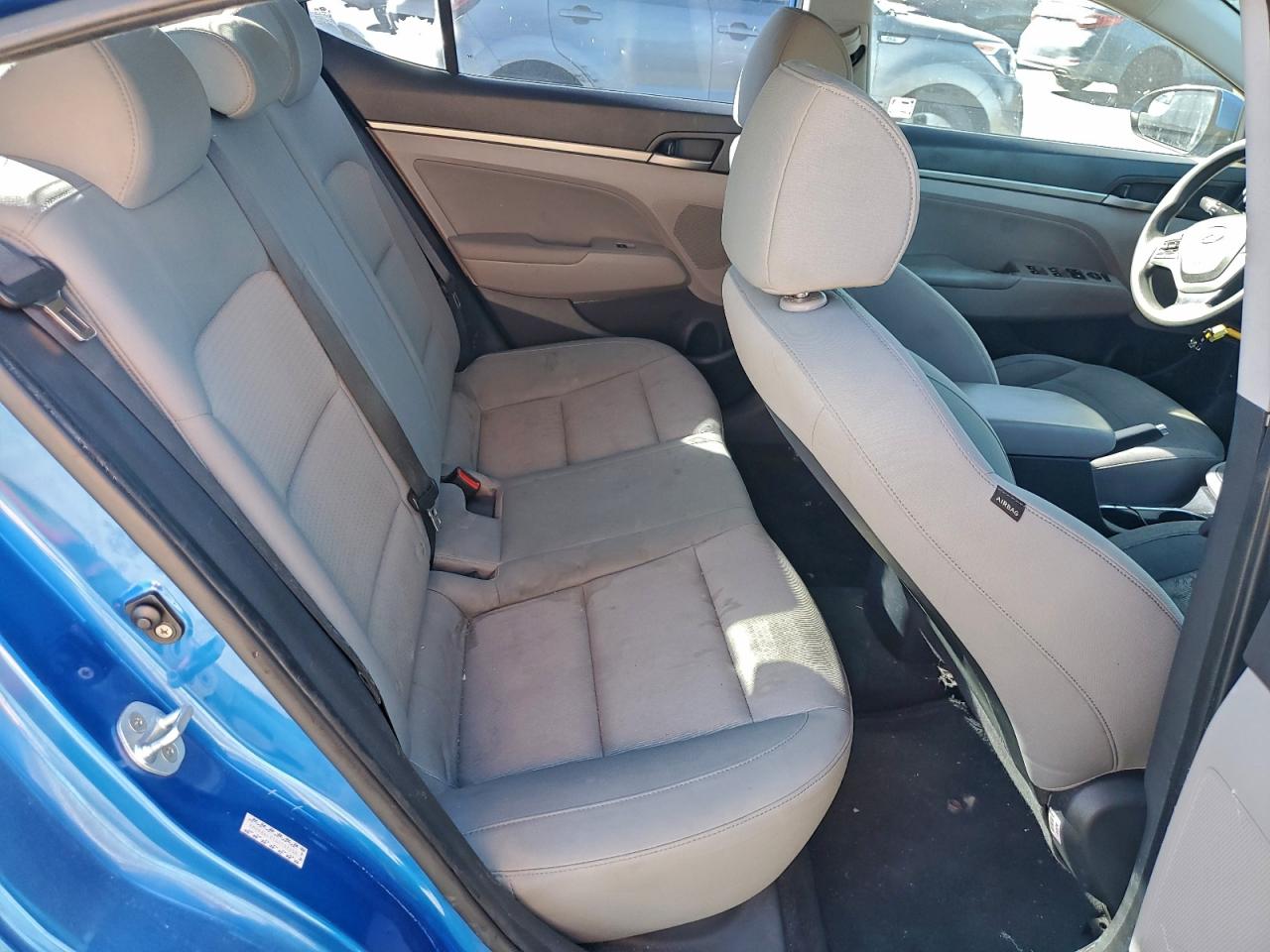 2017 HYUNDAI ELANTRA SE photo 10