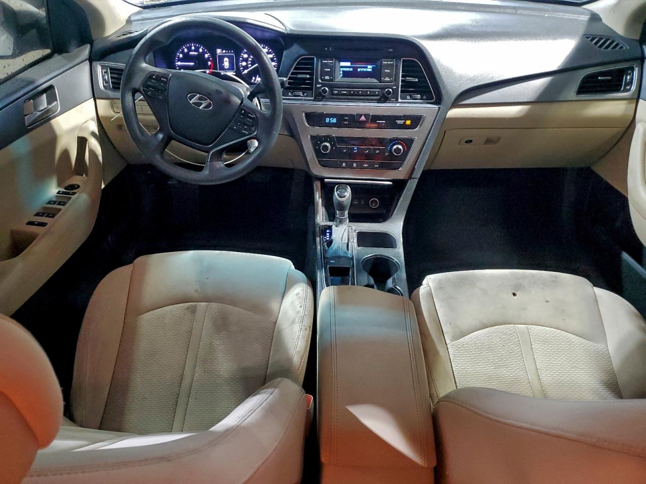 2015 HYUNDAI SONATA SE photo 8