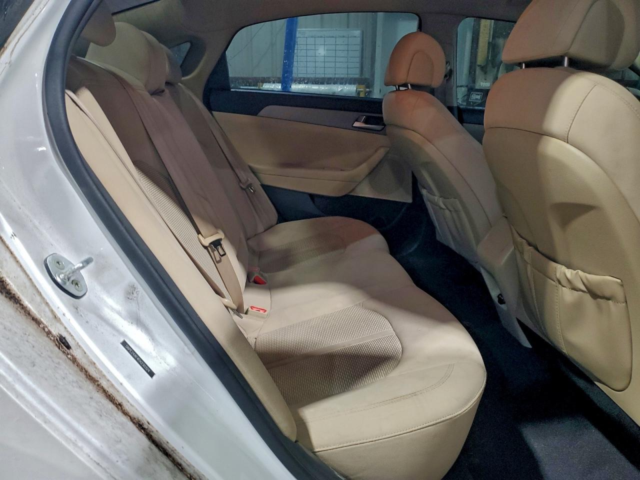2015 HYUNDAI SONATA SE photo 10