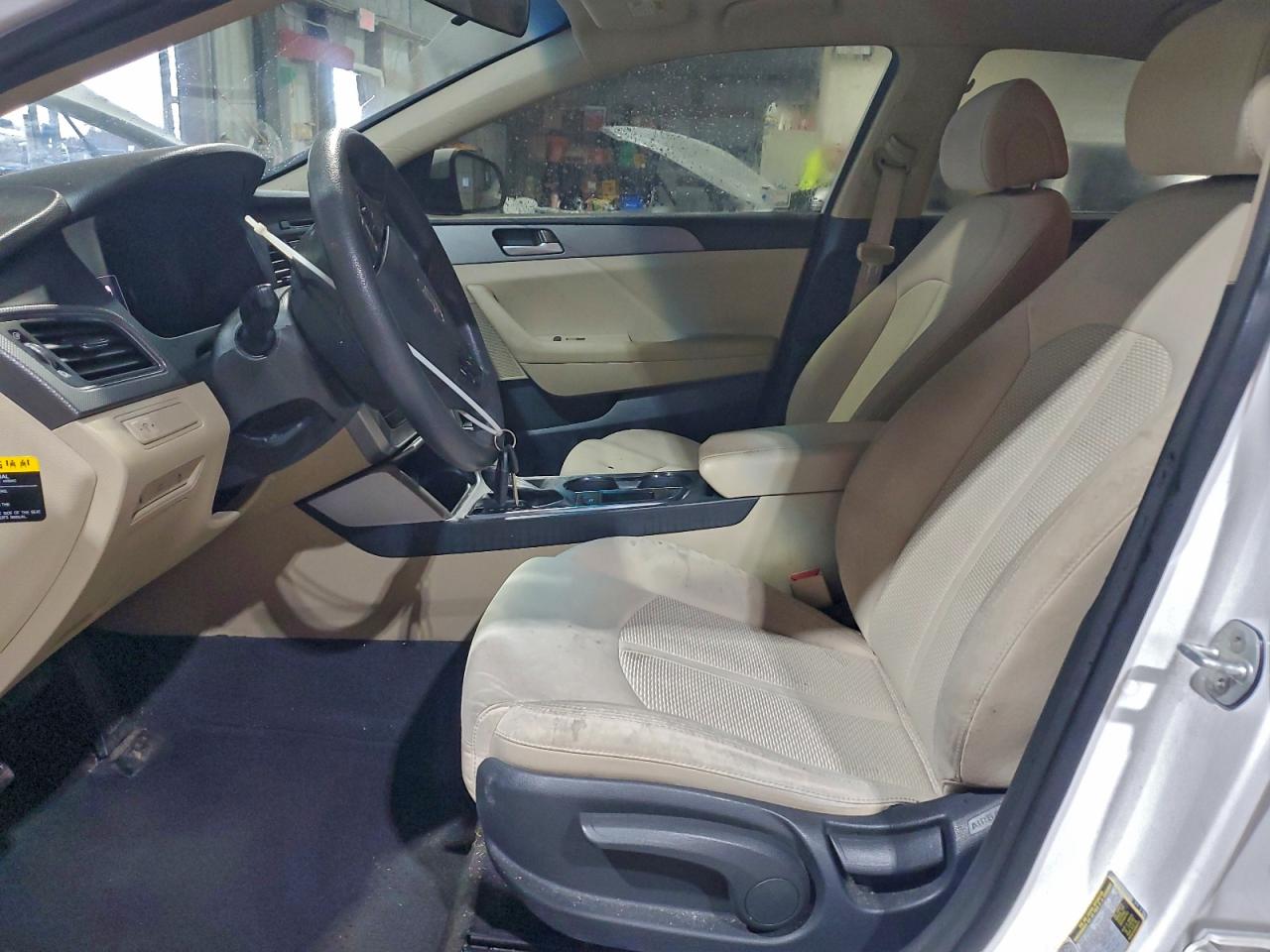 2015 HYUNDAI SONATA SE photo 7