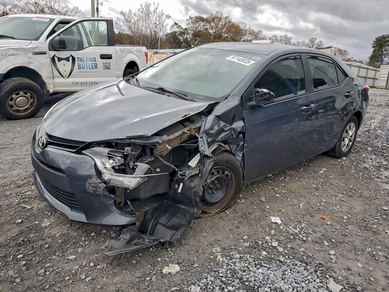 2015 TOYOTA COROLLA