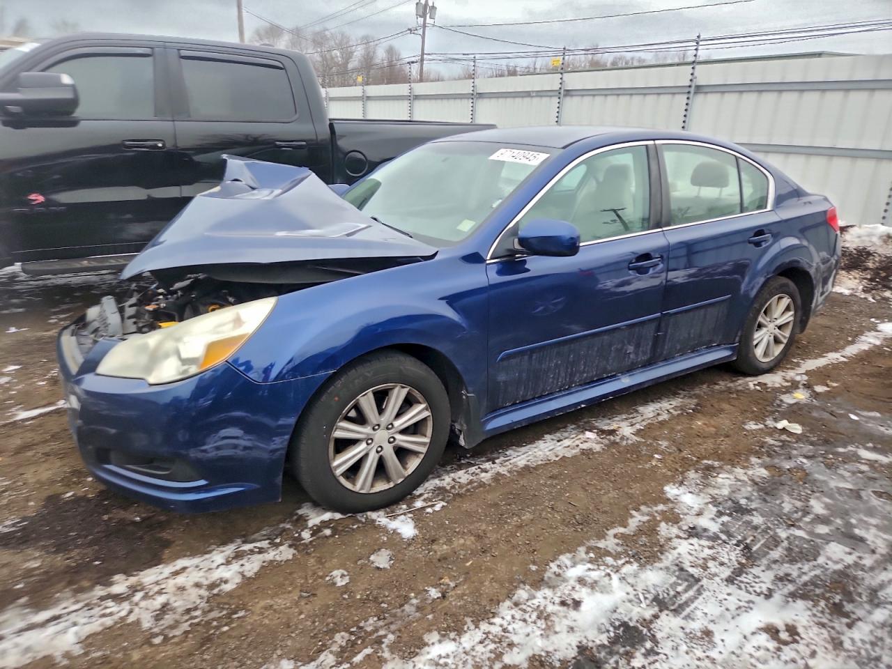2011 SUBARU LEGACY