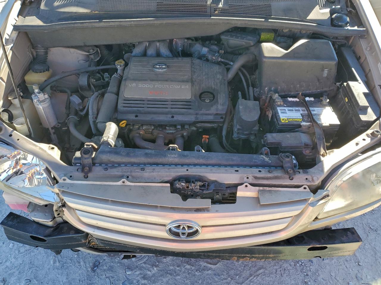 2002 TOYOTA SIENNA LE photo 23
