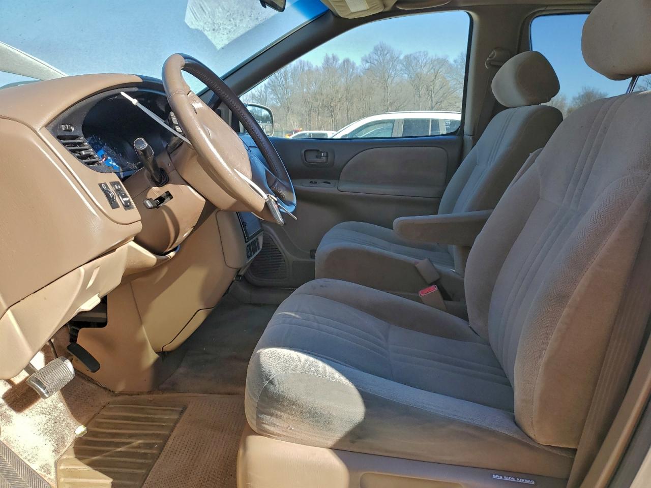2002 TOYOTA SIENNA LE photo 13