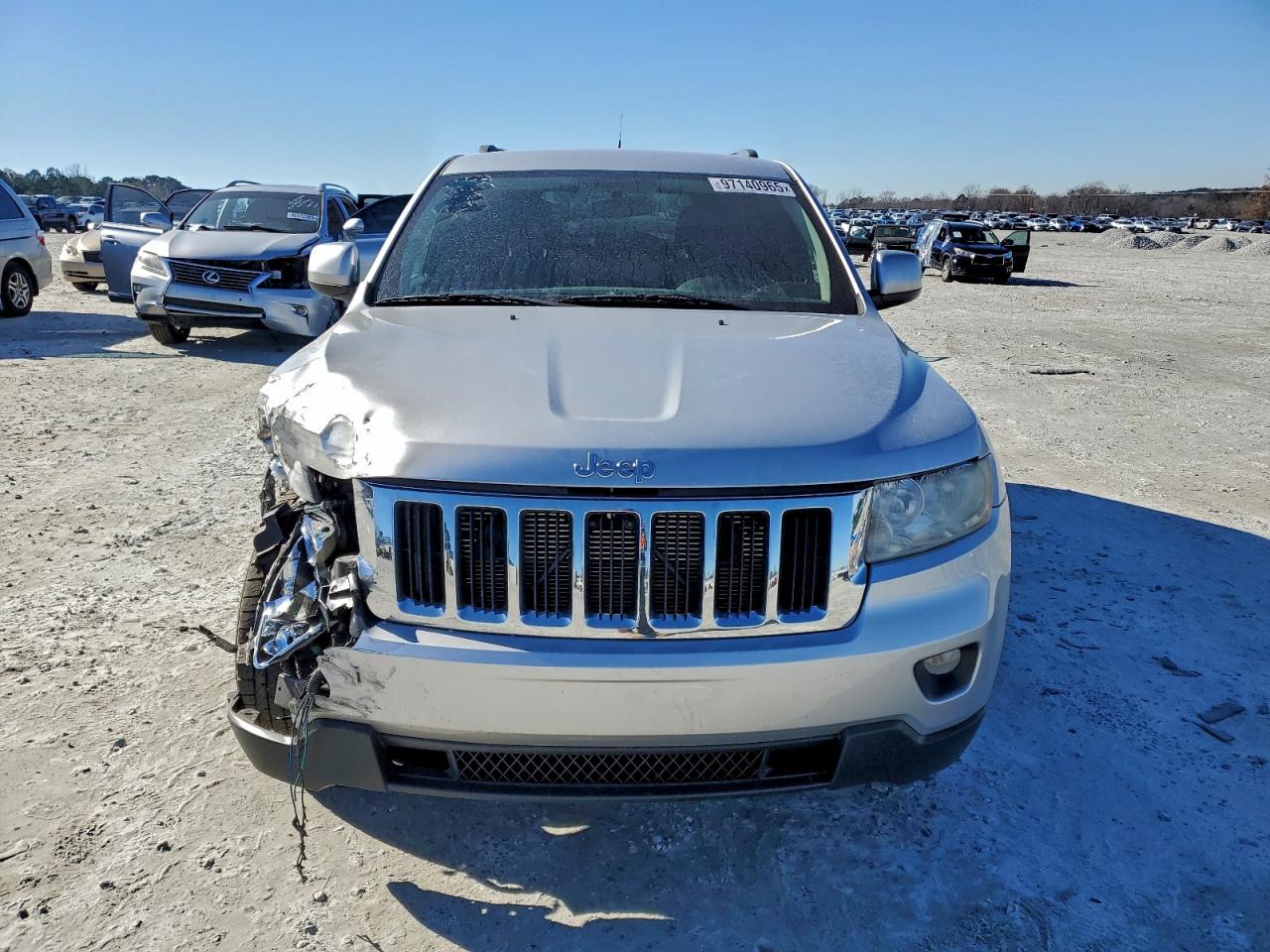 2011 JEEP GRAND CHEROKEE LAREDO photo 9
