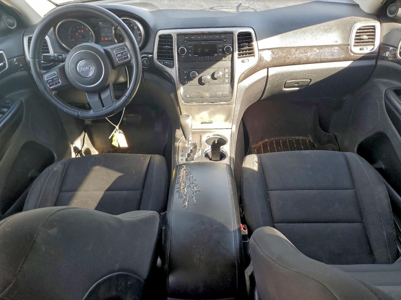 2011 JEEP GRAND CHEROKEE LAREDO photo 15