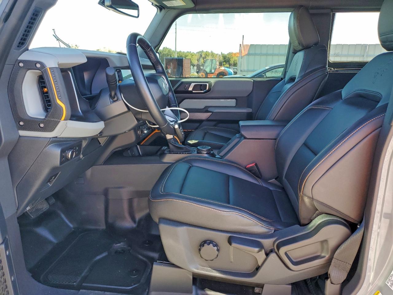 2022 FORD BRONCO BASE photo 19