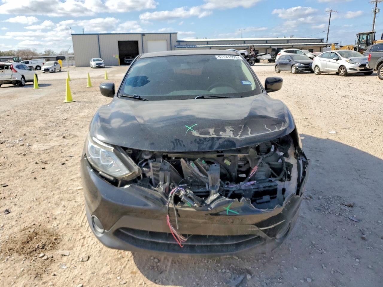 2018 NISSAN ROGUE SPORT S photo 5