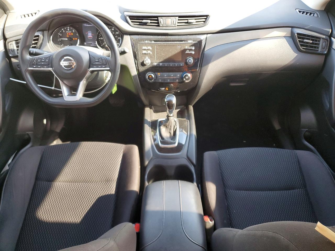 2018 NISSAN ROGUE SPORT S photo 8