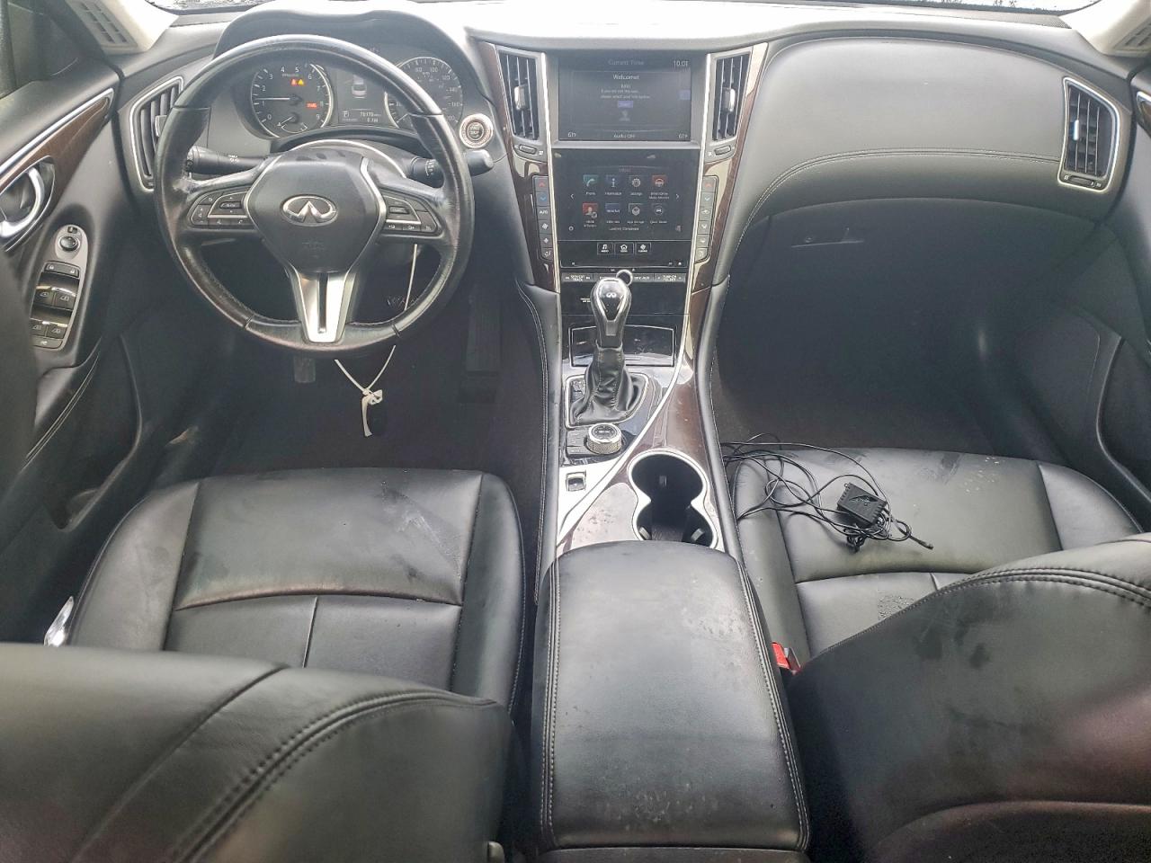 2018 INFINITI Q50 LUXE photo 8