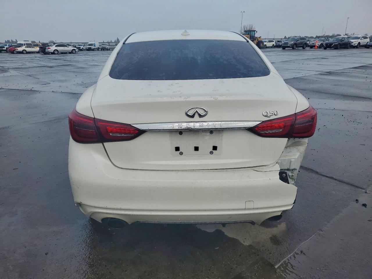 2018 INFINITI Q50 LUXE photo 6