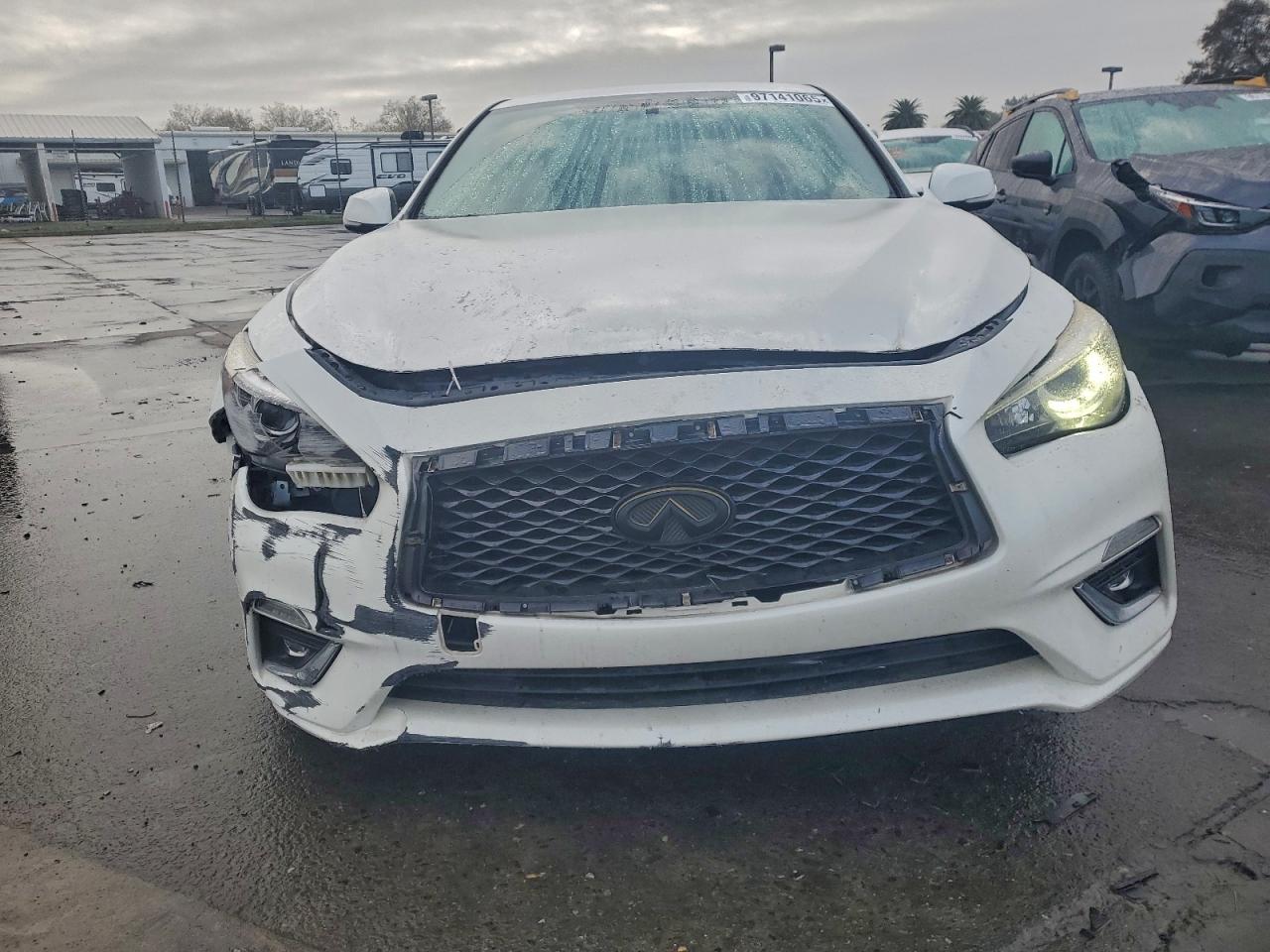2018 INFINITI Q50 LUXE photo 5
