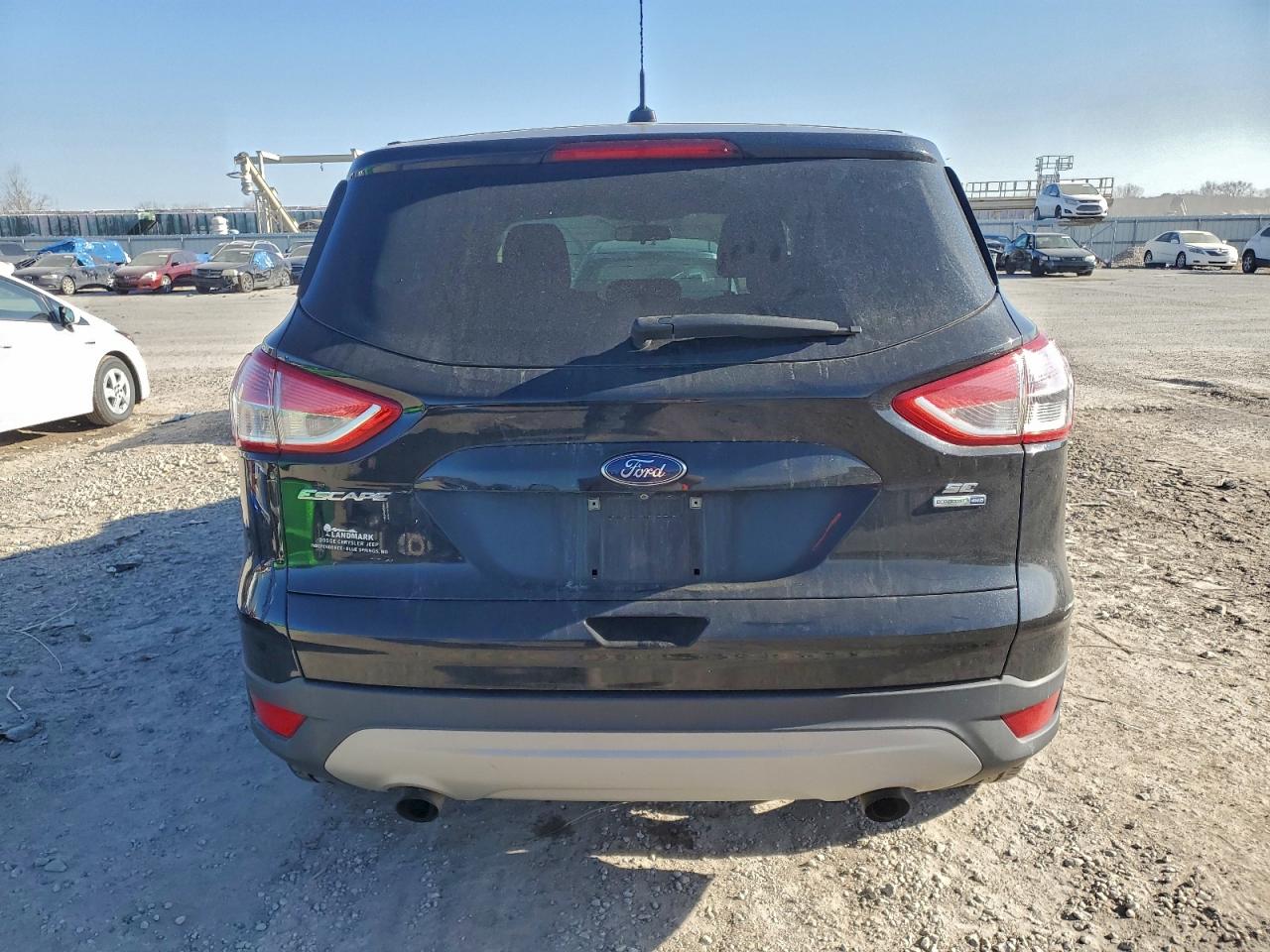 2016 FORD ESCAPE SE photo 6