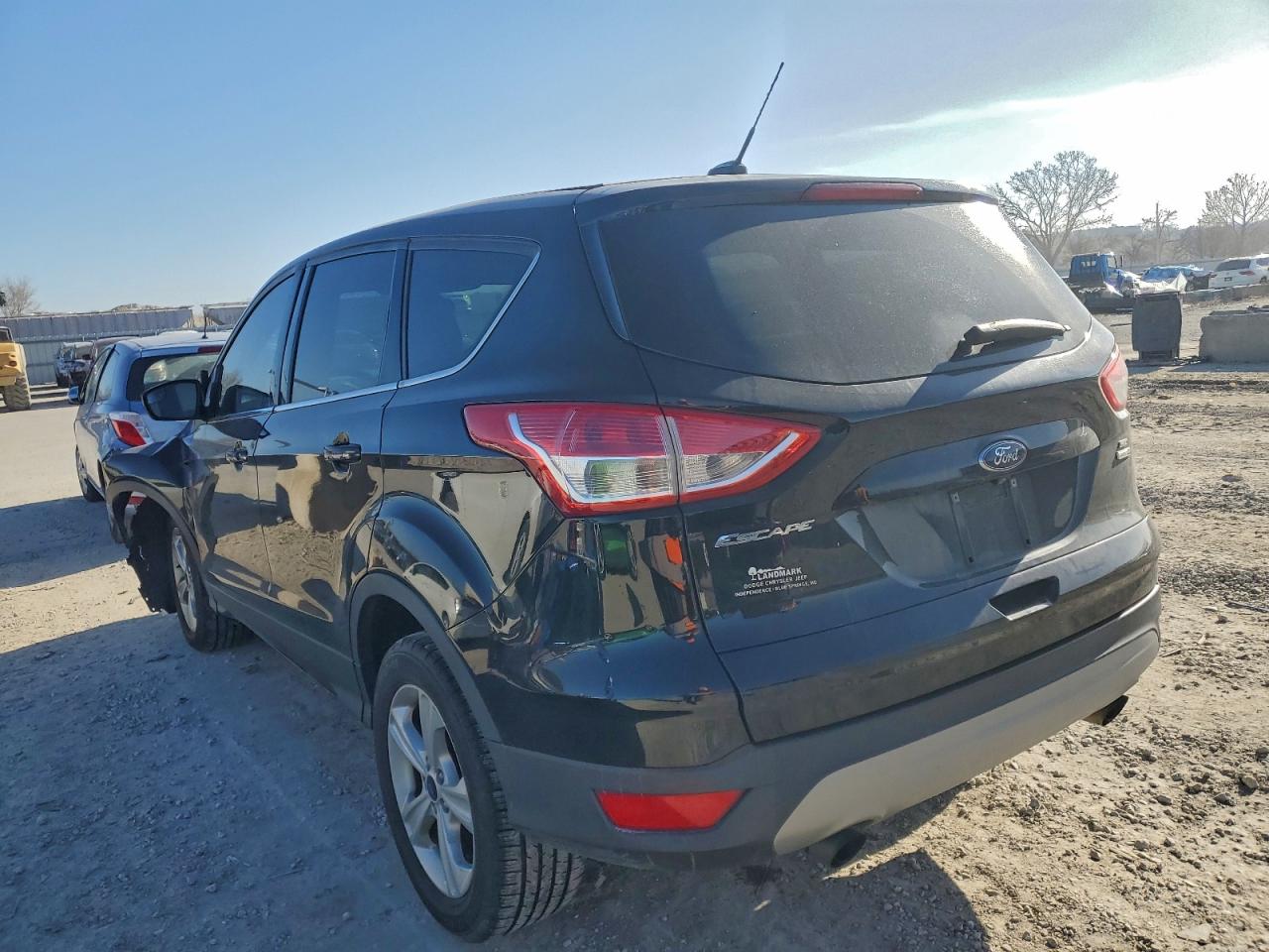 2016 FORD ESCAPE SE photo 2