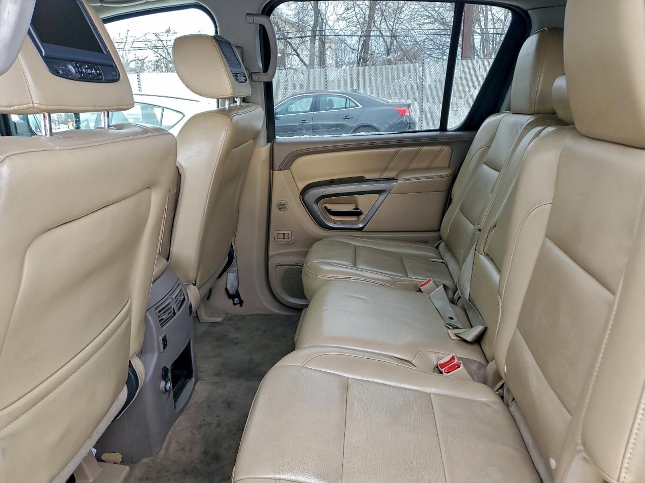 2015 NISSAN ARMADA SV photo 11