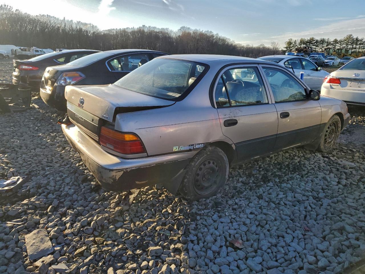 1995 TOYOTA COROLLA photo 7