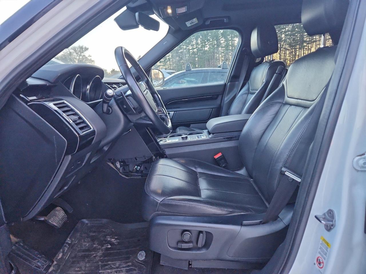 2018 LAND ROVER DISCOVERY SE photo 7