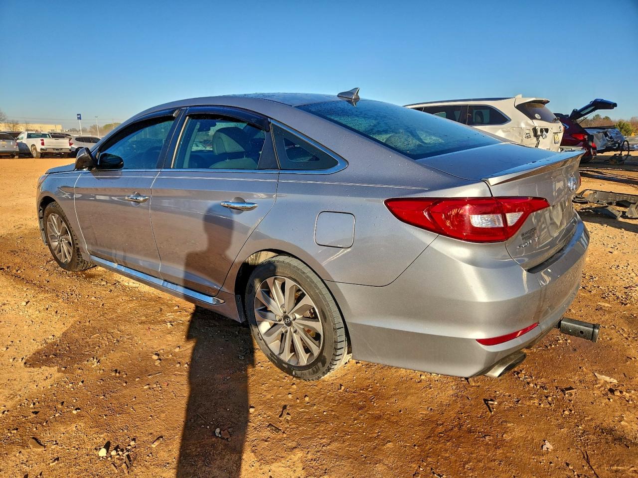 2015 HYUNDAI SONATA SPORT photo 2