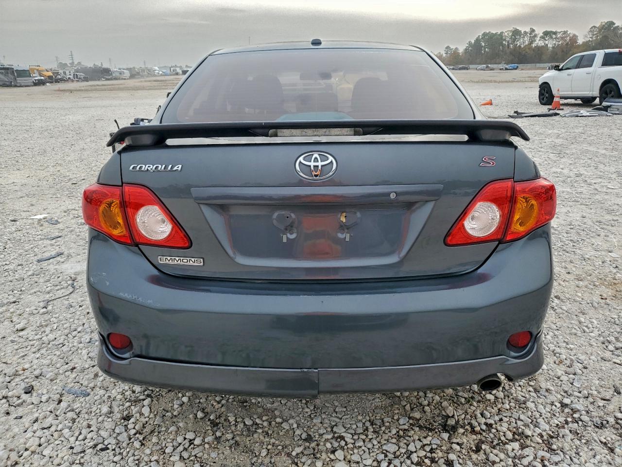 2010 TOYOTA COROLLA BASE photo 6