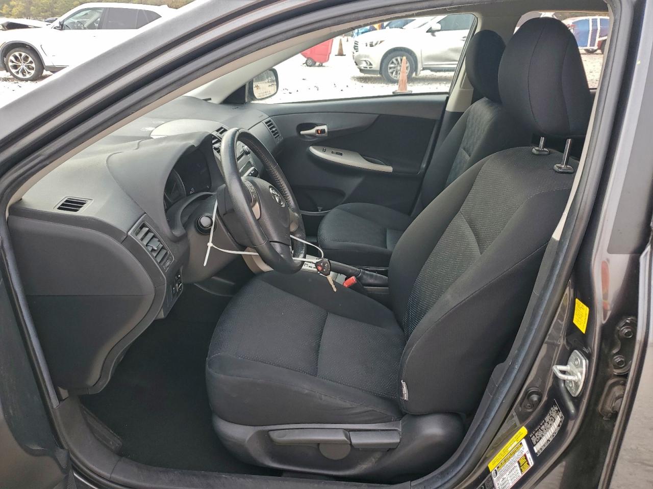 2010 TOYOTA COROLLA BASE photo 7