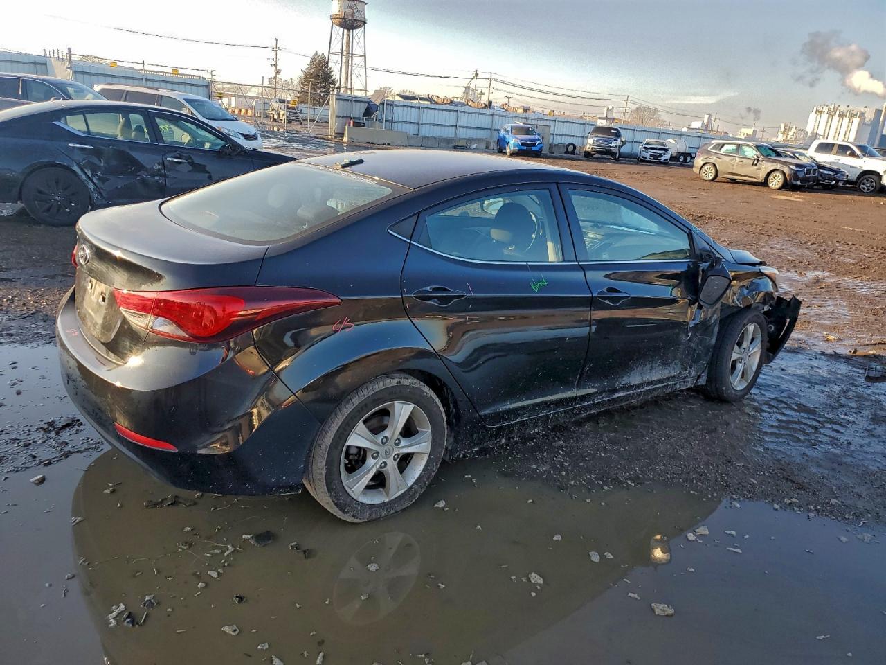 2016 HYUNDAI ELANTRA SE photo 5